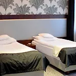 מלון Zamek Centrum 4*