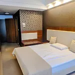 Ξενοδοχείο Zamek Centrum 4*