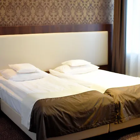 Zamek Centrum Szálloda