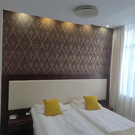 Hotel Zamek Centrum 4*