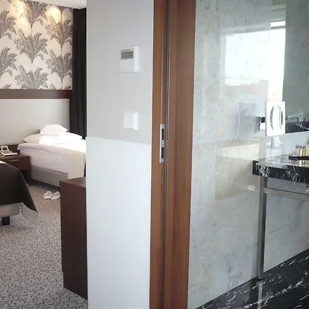 Szálloda Zamek Centrum 4*