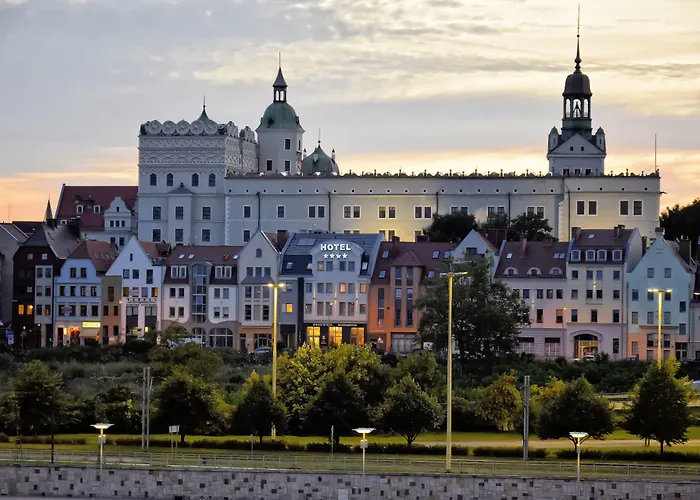 Готель Zamek Centrum